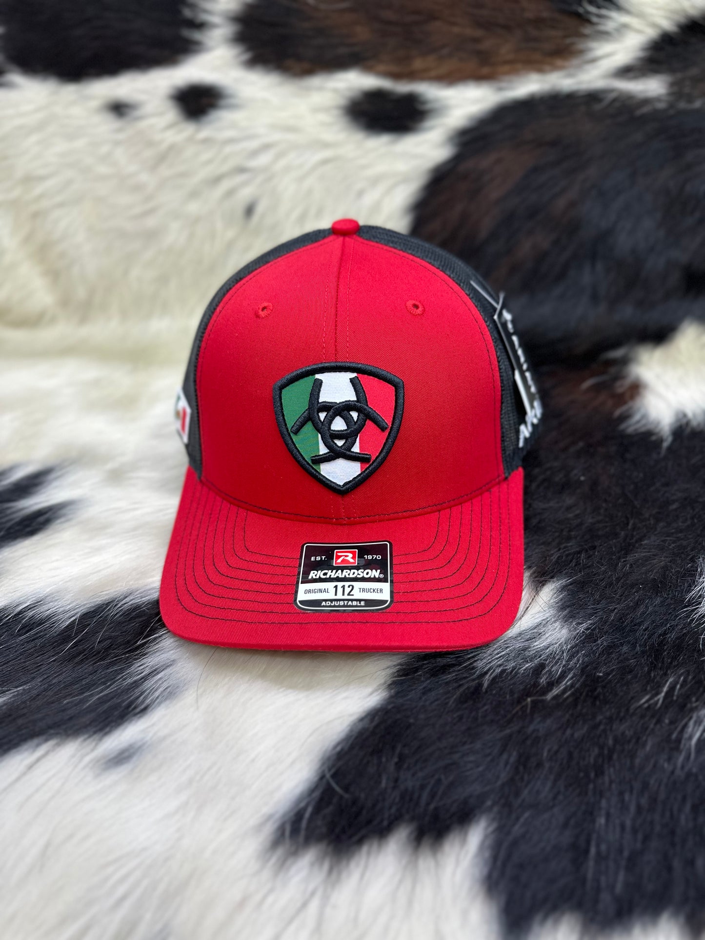 Ariat Logo Mexico Cap Red/Black