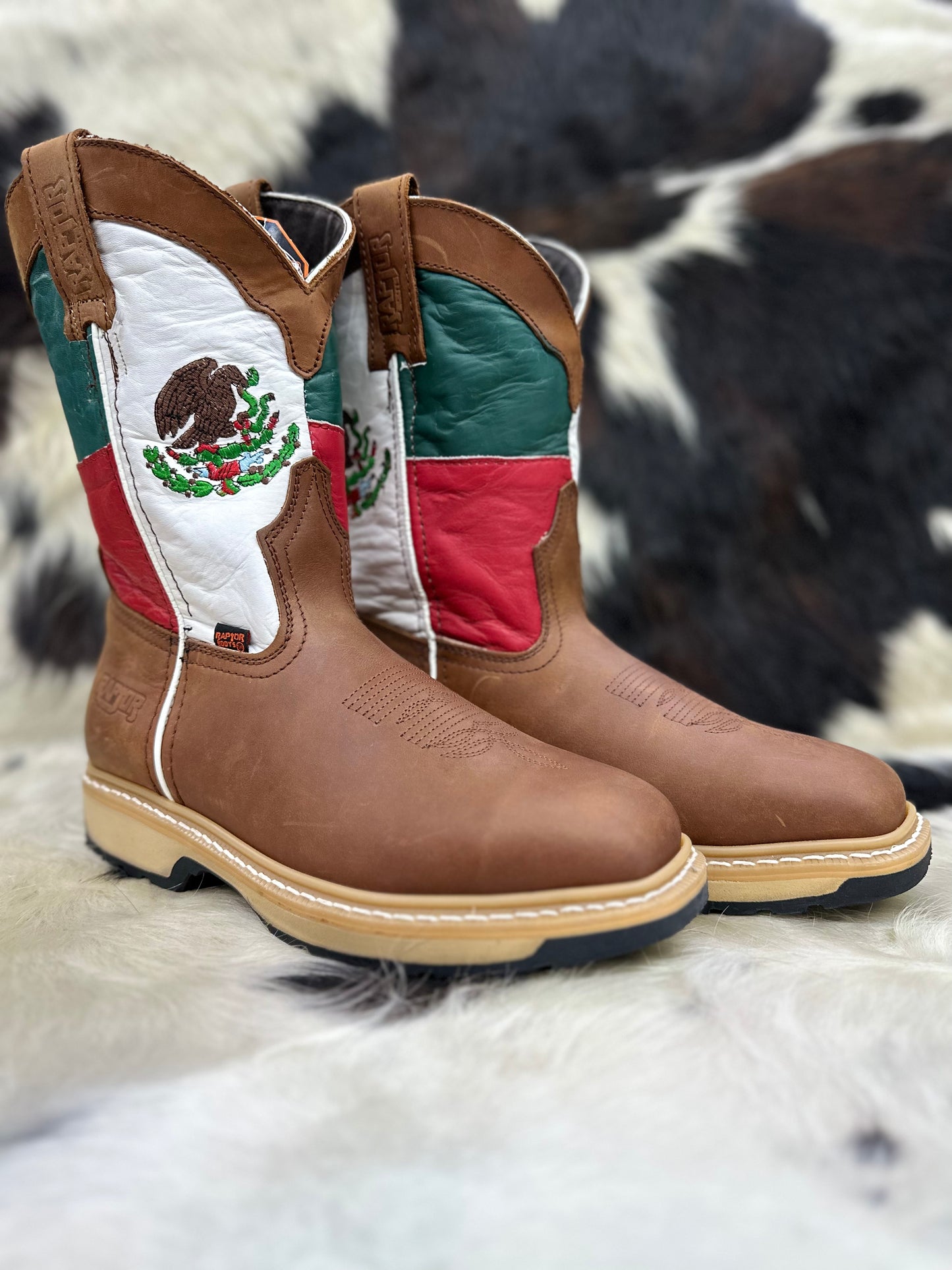 Men’s 305 Crazy Horse/Mexico