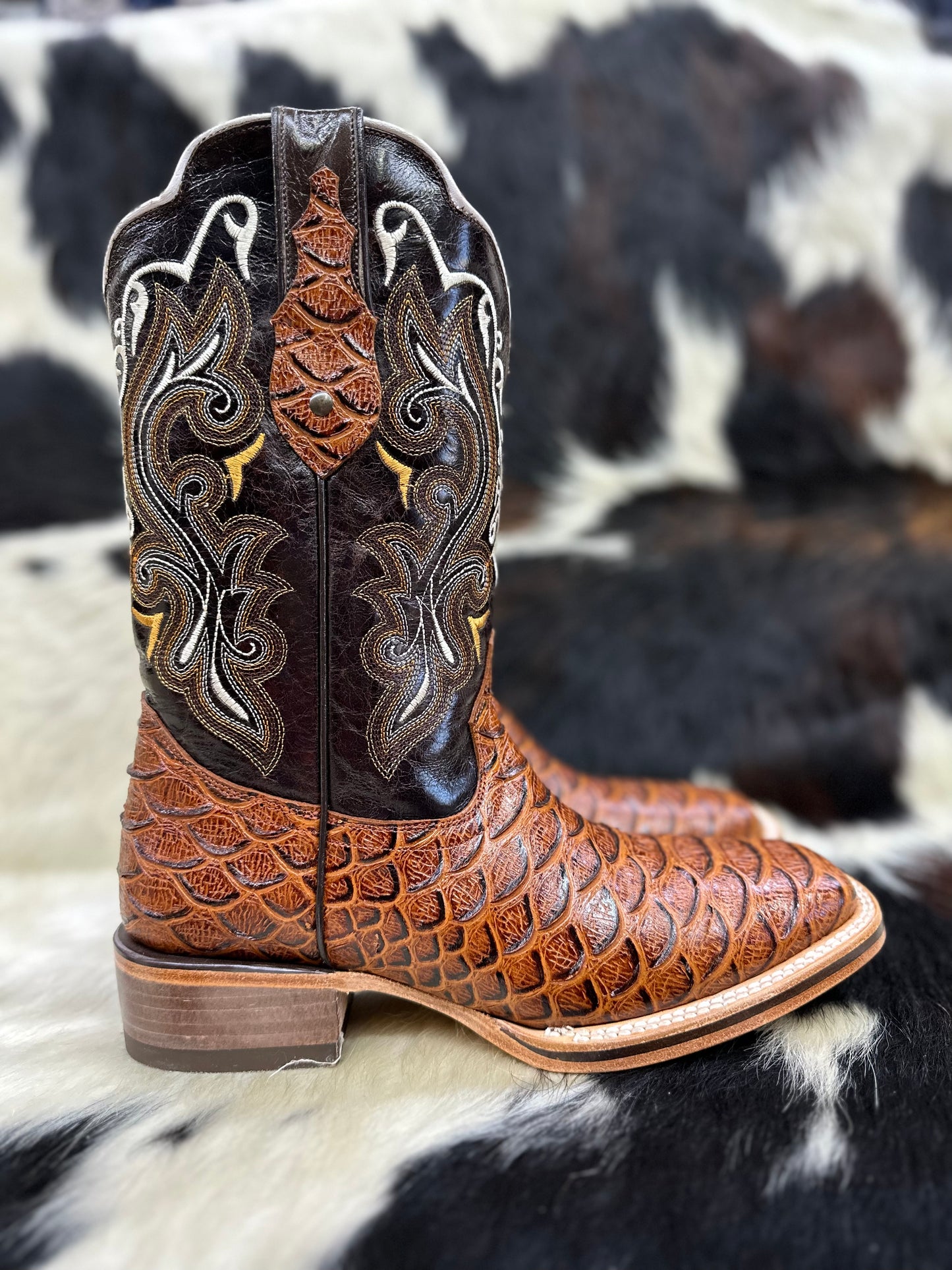 Dalton Python Cognac